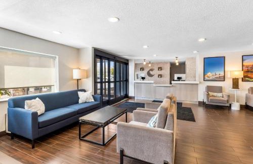 Mayfield Heights Hotel | Comfort Inn Mayfield Heights Cleveland East