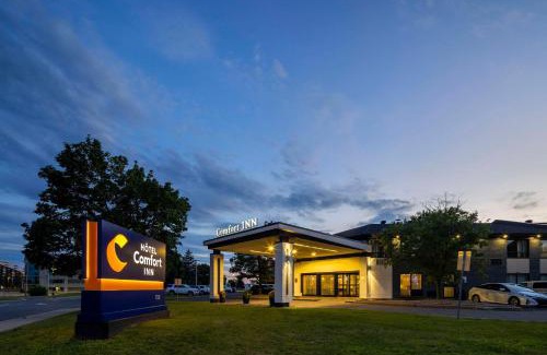 Pointe Claire Hotel | Comfort Inn Montreal Aeroport