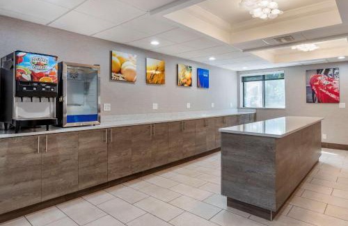 Dearborn Hotel | Comfort Inn Near Greenfield Village