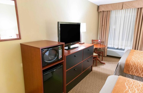 New Holland Hotel | Comfort Inn New Holland Amish Country