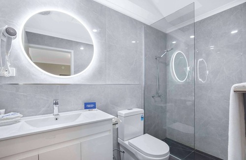 Carseldine Hotel | Comfort Inn North Brisbane