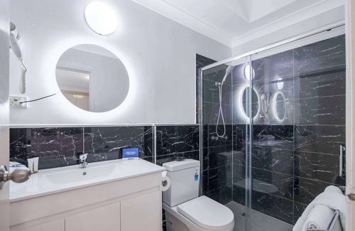 Carseldine Hotel | Comfort Inn North Brisbane