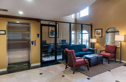 Conroe Hotel | Comfort Inn North Conroe