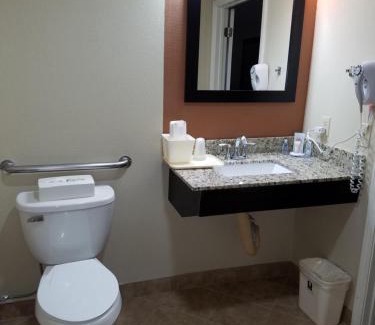 Mars Hill Hotel | Comfort Inn North of Asheville