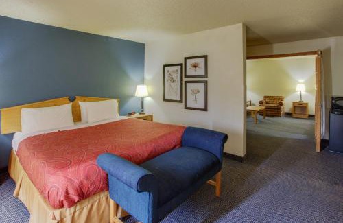 Griswold Hotel | Comfort Inn of Griswold