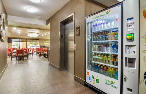 Ottawa Apartment | Comfort Inn Ottawa - Superior Queen Suite with Two Queen Beds - Non Smoking