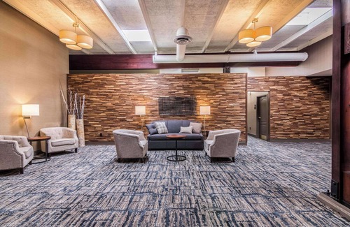 Plymouth Hotel | Comfort Inn Plymouth - Minneapolis