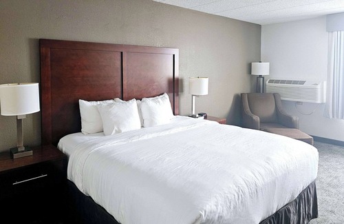 Plymouth Hotel | Comfort Inn Plymouth - Minneapolis