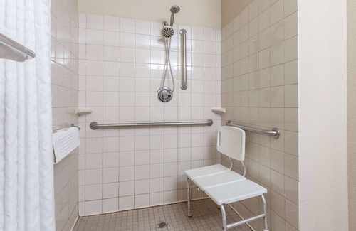 Rockford Hotel | Comfort Inn Rockford near Casino District
