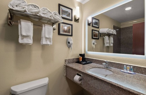 Atoka Hotel | Comfort Inn & Suites Atoka