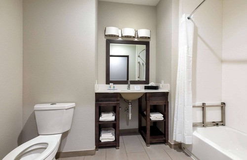 Mesquite Hotel | Comfort Inn & Suites Balch Springs - SE Dallas