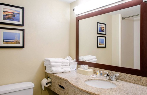 D'Iberville Hotel | Comfort Inn & Suites Biloxi - D'Iberville