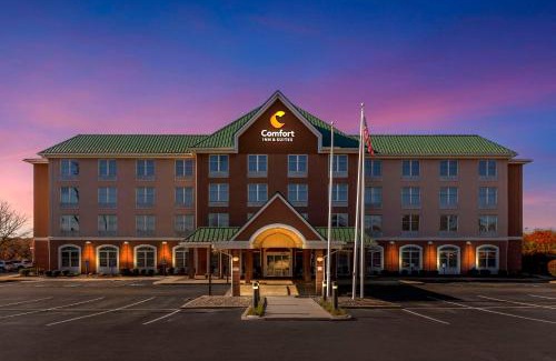 Cuyahoga Falls Hotel | Comfort Inn & Suites Cuyahoga Falls - Akron