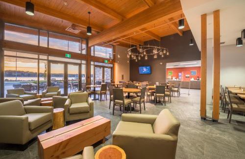 Campbell River Hotel | Comfort Inn & Suites