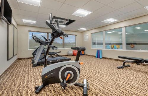 Napanee Hotel | Comfort Inn & Suites