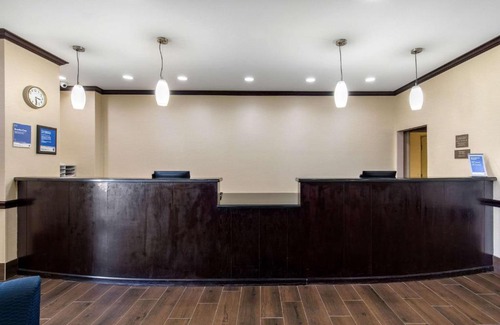 Cedar Hill Hotel | Comfort Inn & Suites Cedar Hill Duncanville