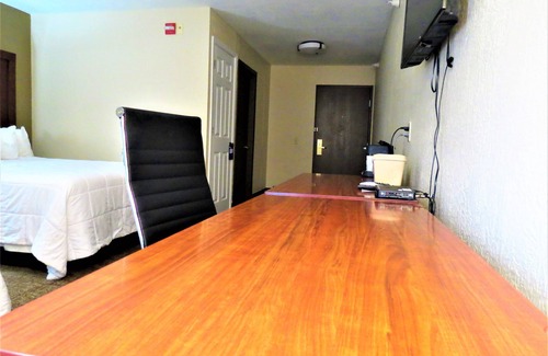 Fairborn Hotel | Comfort Inn & Suites Fairborn near Wright Patterson AFB