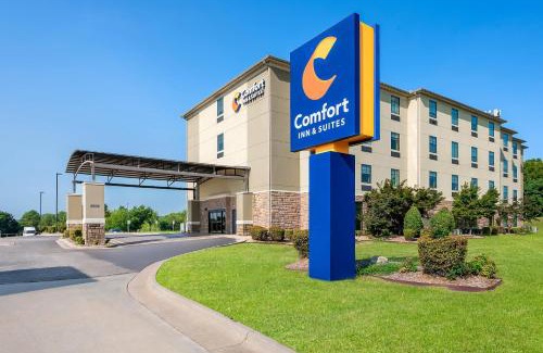 Fort Smith Hotel | Comfort Inn & Suites Fort Smith I-540