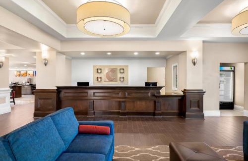Fort Smith Hotel | Comfort Inn & Suites Fort Smith I-540
