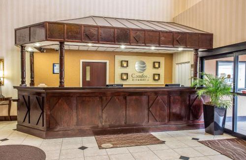 Columbia Hotel | Comfort Inn & Suites FtJackson Maingate
