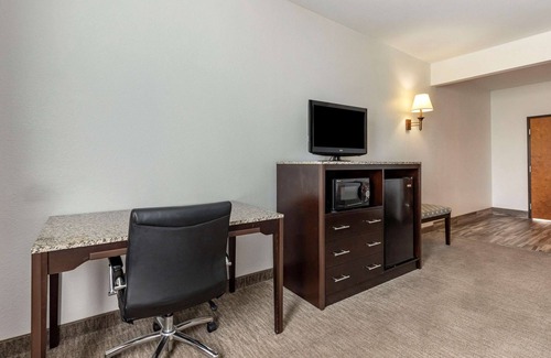 Gatesville Hotel | Comfort Inn & Suites Gatesville near Fort Cavazos