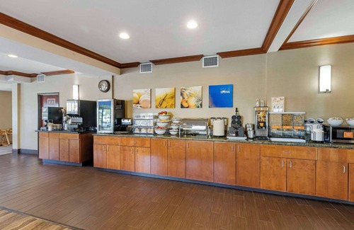 Gillette Hotel | Comfort Inn & Suites Gillette near Campbell Medical Center