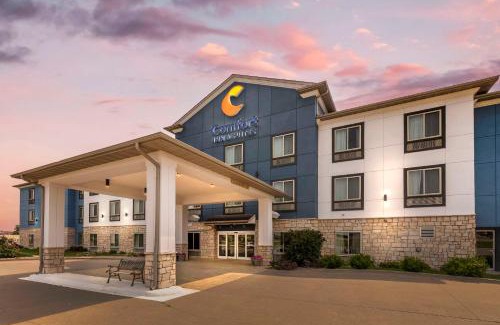 Grinnell Hotel | Comfort Inn & Suites Grinnell near I-80