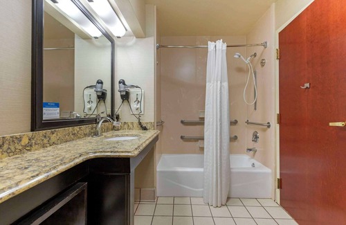 Jackson Hotel | Comfort Inn & Suites Jackson