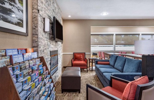 Kelso Hotel | Comfort Inn & Suites Kelso - Longview