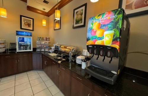 Lexington Park Hotel | Comfort Inn & Suites Lexington Park near Pax River