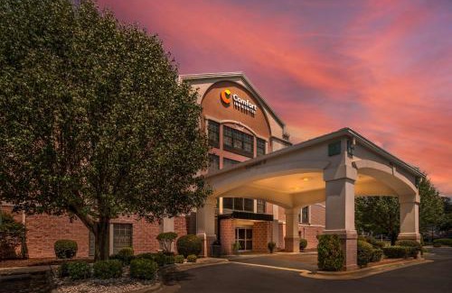 Cornelius Hotel | Comfort Inn & Suites Lake Norman