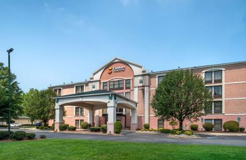 Cornelius Hotel | Comfort Inn & Suites Lake Norman