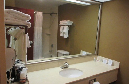 Lantana Hotel | Comfort Inn & Suites Lantana - West Palm Beach South