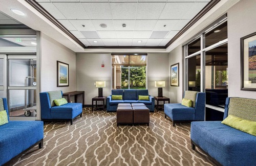 North Logan Hotel | Comfort Inn & Suites Logan Near University