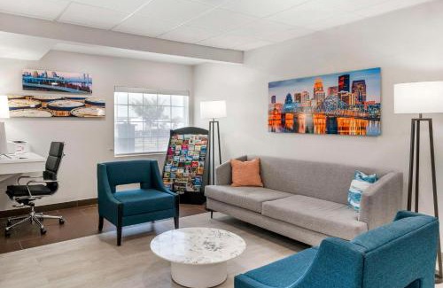Fairgrounds Hotel | Comfort Inn & Suites Louisville Airport Fair & Expo