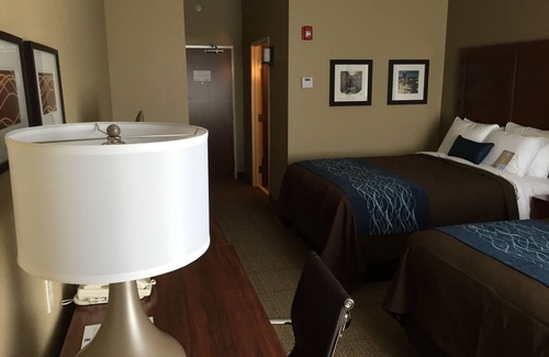 Lynchburg Hotel | Comfort Inn & Suites Lynchburg Airport - University Area