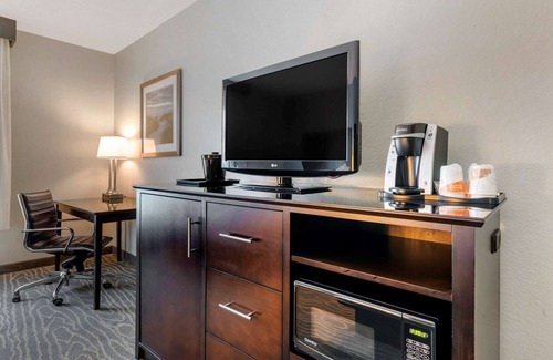 Melbourne Hotel | Comfort Inn & Suites Melbourne-Viera