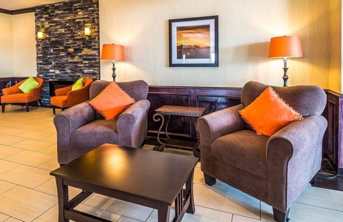 Moore Hotel | Comfort Inn & Suites Moore - Oklahoma City