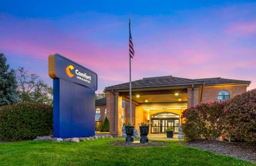Mundelein Hotel | Comfort Inn & Suites Mundelein-Vernon Hills