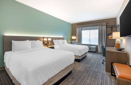 Bellevue Hotel | Comfort Inn & Suites Nashville
