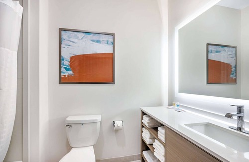 Bellevue Hotel | Comfort Inn & Suites Nashville