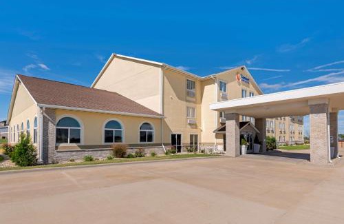 Lincoln Hotel | Comfort Inn & Suites near Route 66