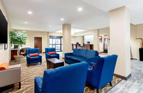 Pine Bluff Hotel | Comfort Inn & Suites Pine Bluff