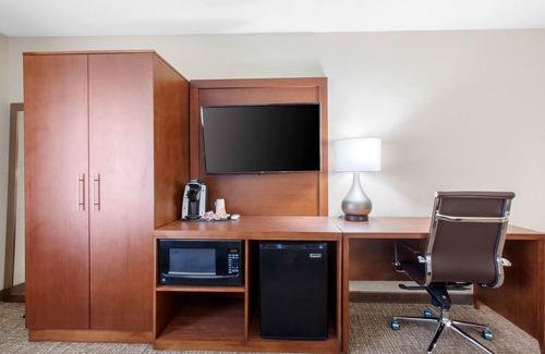 Pinetop-Lakeside Hotel | Comfort Inn & Suites Pinetop Show Low