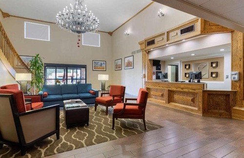 Ponca City Hotel | Comfort Inn & Suites Ponca City near Marland Mansion