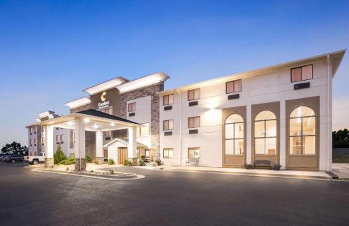 Pueblo Hotel | Comfort Inn & Suites Pueblo