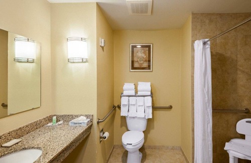 Abilene Hotel | Comfort Inn & Suites Regional Medical Center