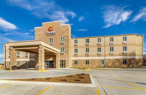 Salina Hotel | Comfort Inn & Suites Salina North