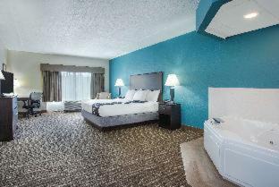 Fruitville Hotel | Comfort Inn & Suites Sarasota I75