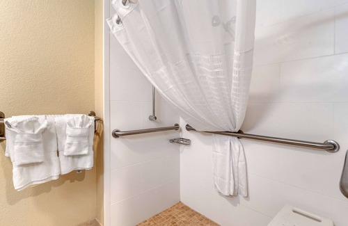 South Hill Hotel | Comfort Inn & Suites South Hill I-85